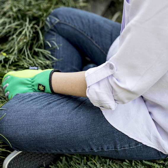 Try sitting down while gardening to prevent back pain - prevent gardening injuries